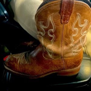 Hh boots great condition